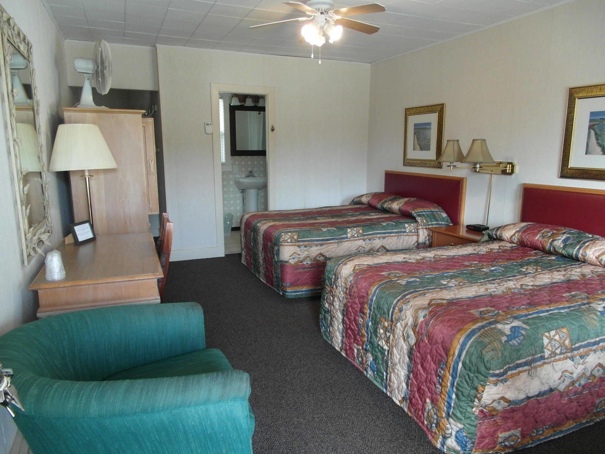 Lionstone Inn Motel & Cottages Pictou Exterior foto